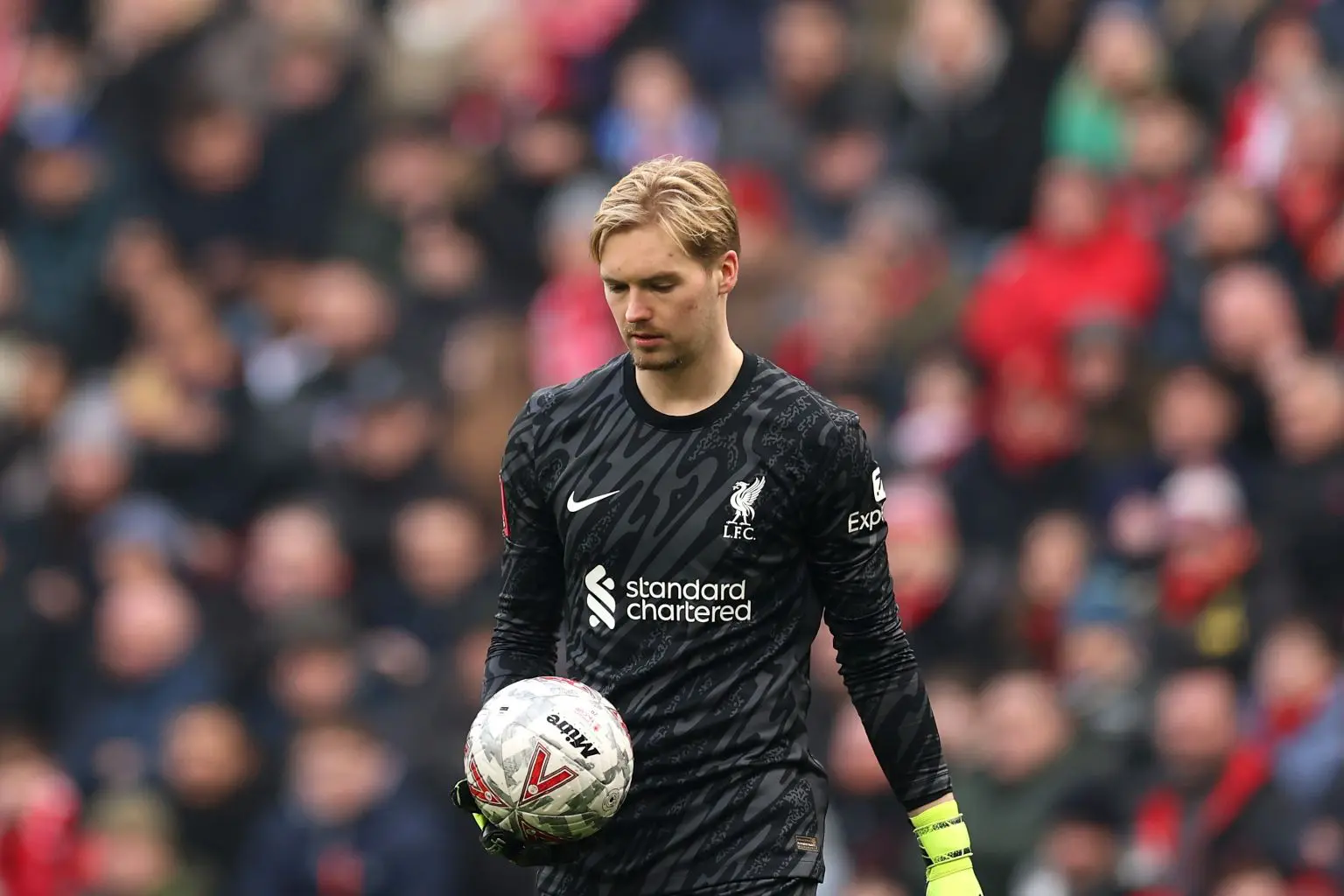 Chelsea Eye ‘Absolutely Outstanding’ Liverpool Ace Amid Transfer Turmoil