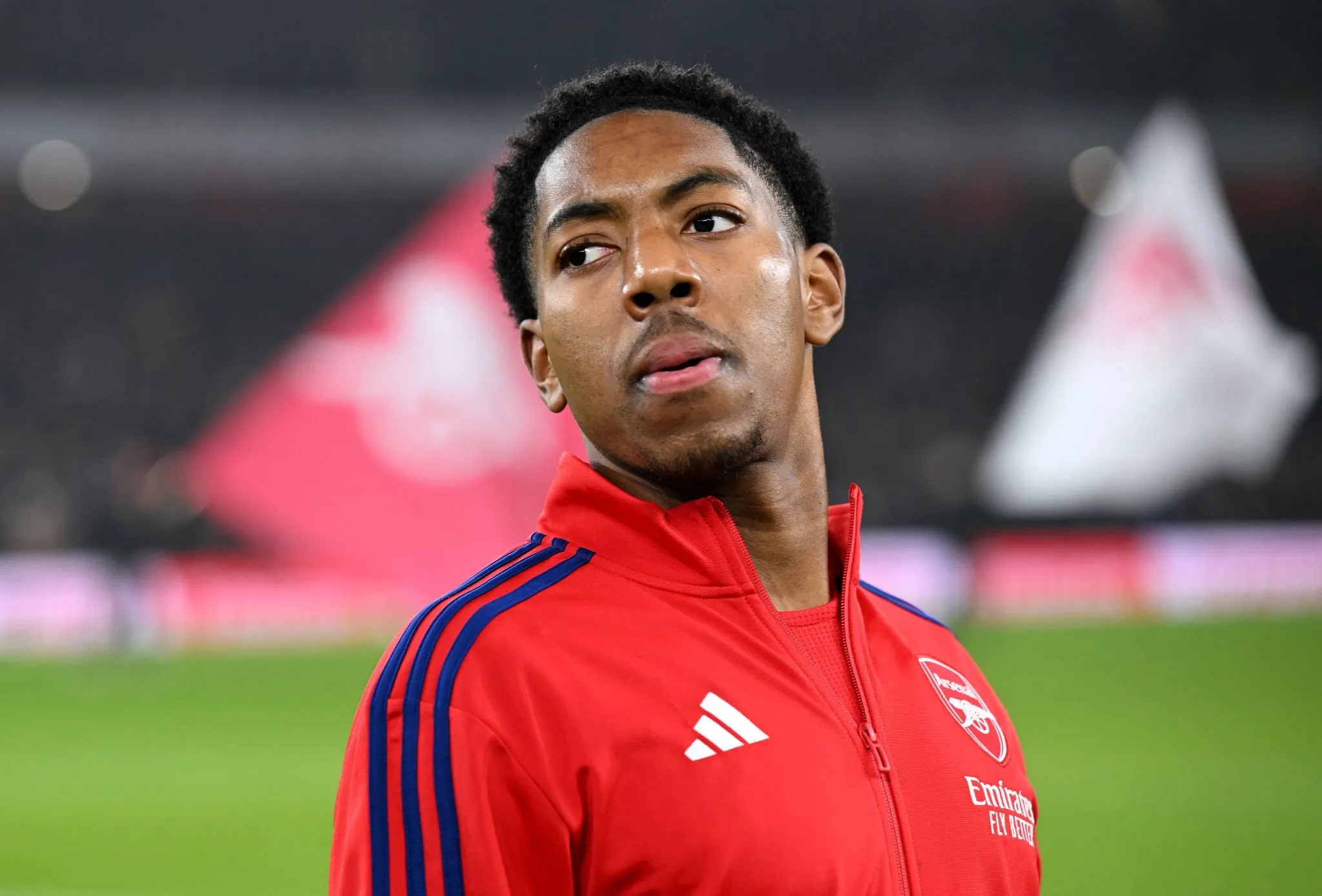 Arsenal Set for Action: Champions League Clash with PSV Approaches