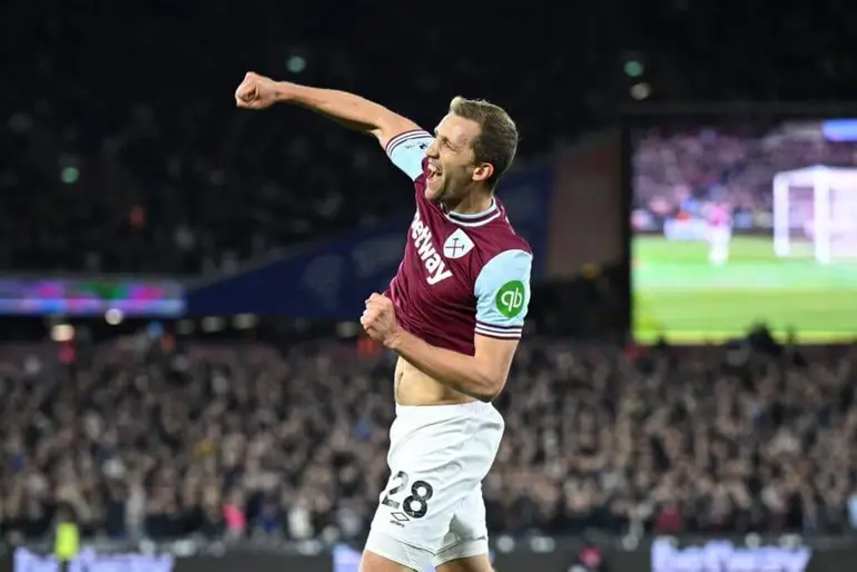Soucek’s Respectful Celebration Ignites West Ham’s 2-0 Triumph Over Leicester