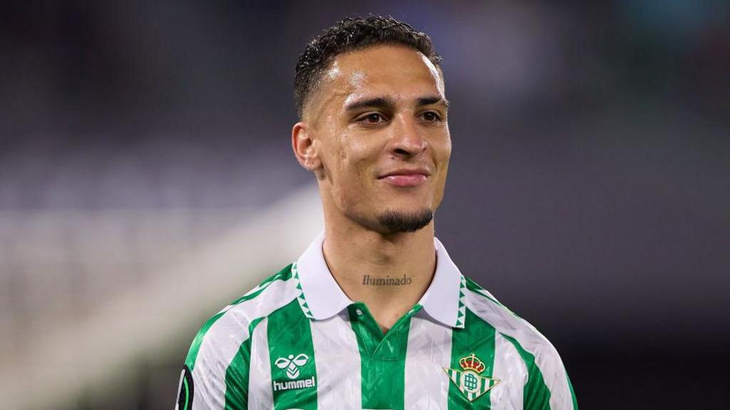 Antony’s Bold Transfer Signal: Real Betis Seals a Promising Future