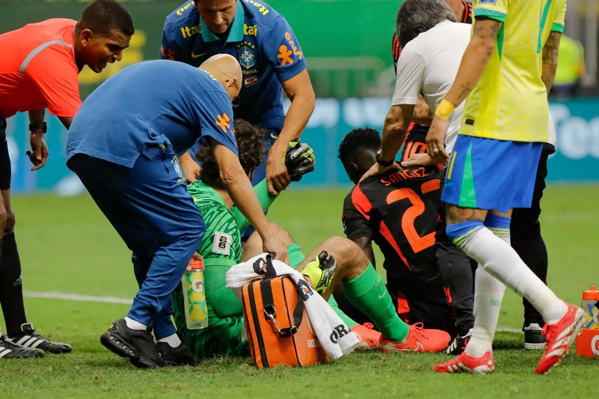 Alisson Collision Spurs Urgent Medical Assessment Ahead of Premier League Push