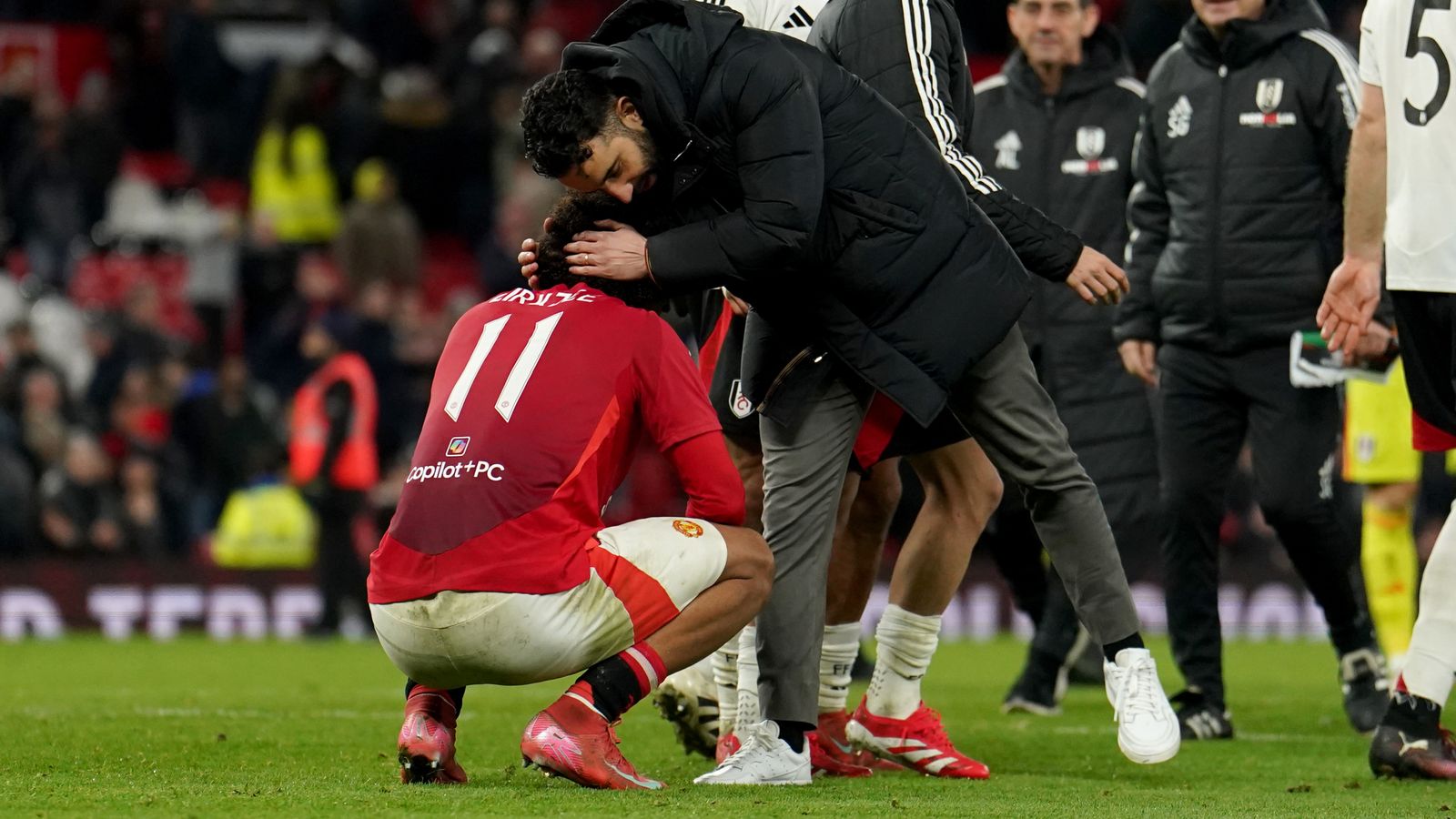Amorim’s Crucial 10-Day Test: Manchester United’s Last Stand