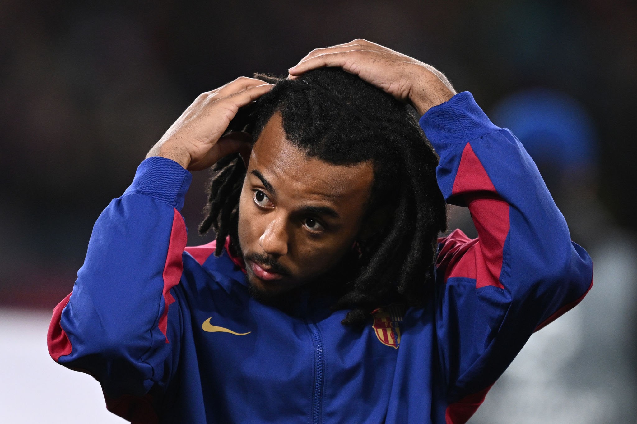 Barcelona Star Rejects Man City Approach Amid Transfer Case