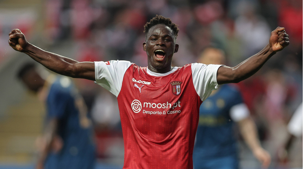 Red Devils Set Sights on Dynamic Wing Option