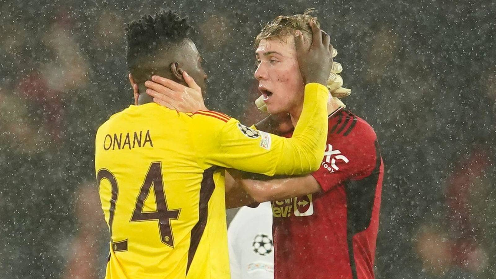 Red Devils’ Dilemma: Hojlund Faces Transfer Uncertainty