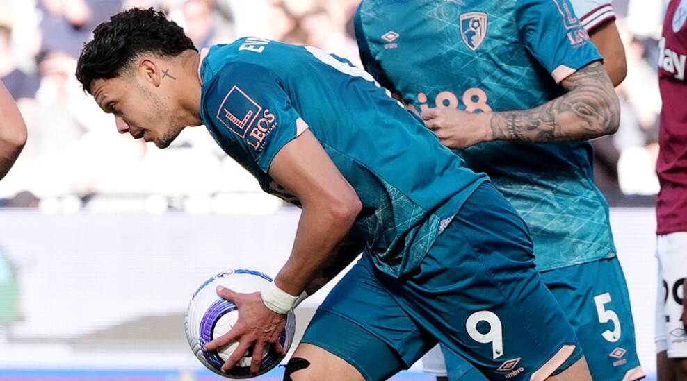 Premier League Drama Unfolds at London Stadium