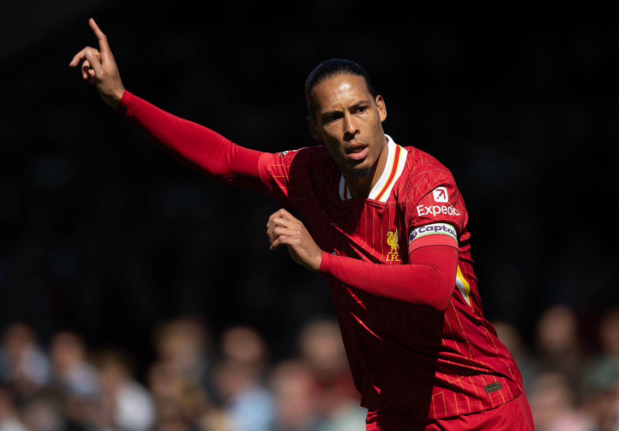 Van Dijk Rejects Europe’s Elite to Extend Liverpool Stay