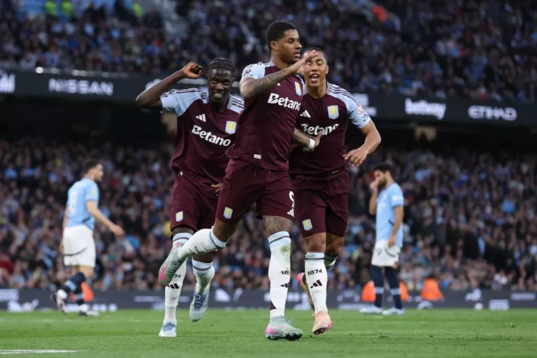 Emery Hails Rashford’s Versatility as Villa Eye Permanent Deal