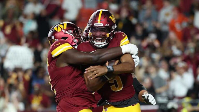 Jayden Daniels Elevates Washington Commanders Teammates in Sophomore Season Prep Jayden Daniels Elevates Washington Commanders Teammates in Sophomore Season Prep