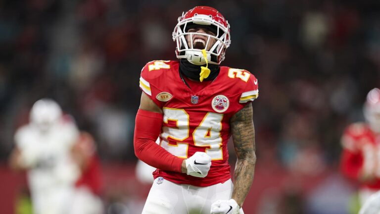 San Francisco 49ers Bolster Wide Receiver Depth with Skyy Moore Acquisition