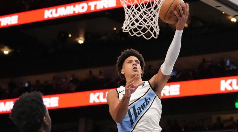 Lakers Boost Frontcourt with Shot-Blocking Center Signing