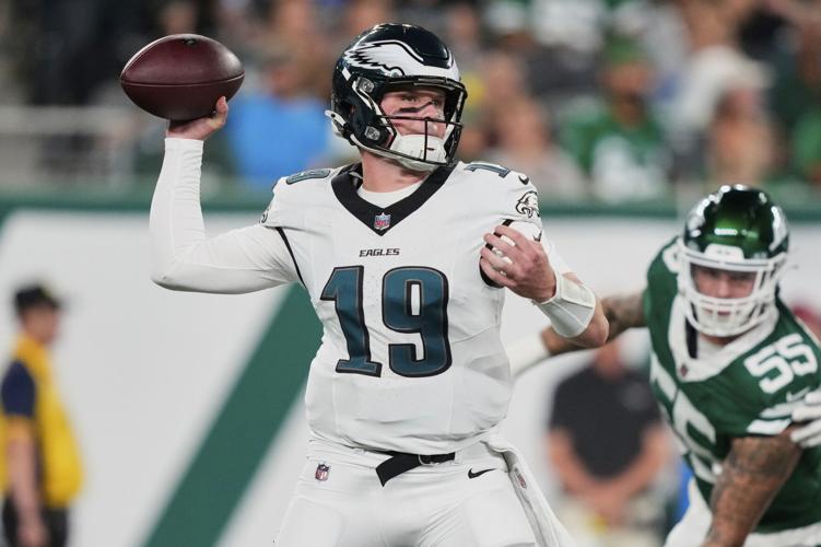 New York Jets Face Quarterback Quandary Ahead of Week 1