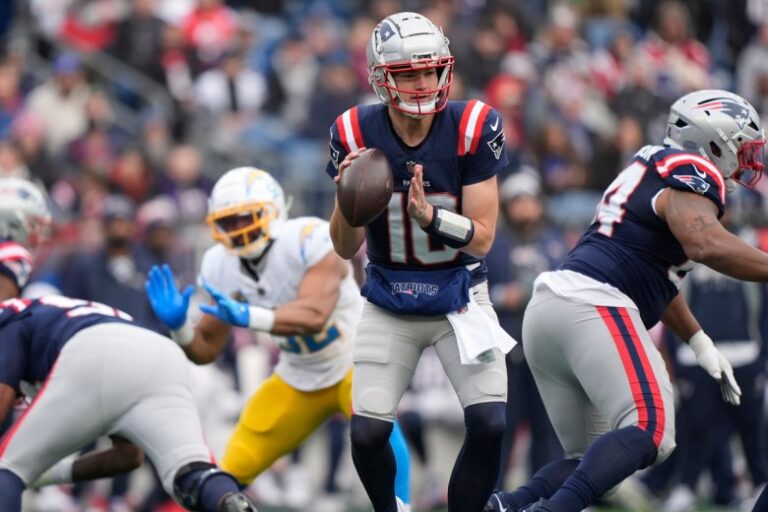 New England Patriots’ Mack Hollins Making Waves Among Teammates