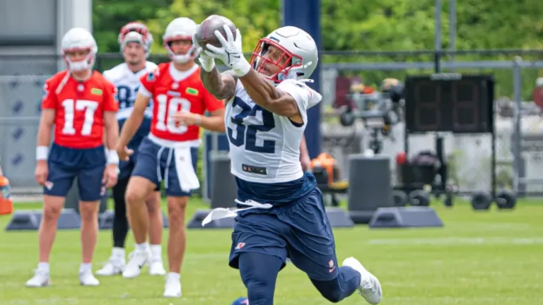 Rising Star TreVeyon Henderson Shines Bright for Patriots