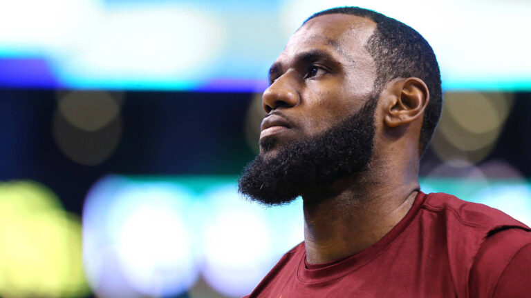 Top Hometown Heroes in Sports History Top Hometown Heroes in Sports History