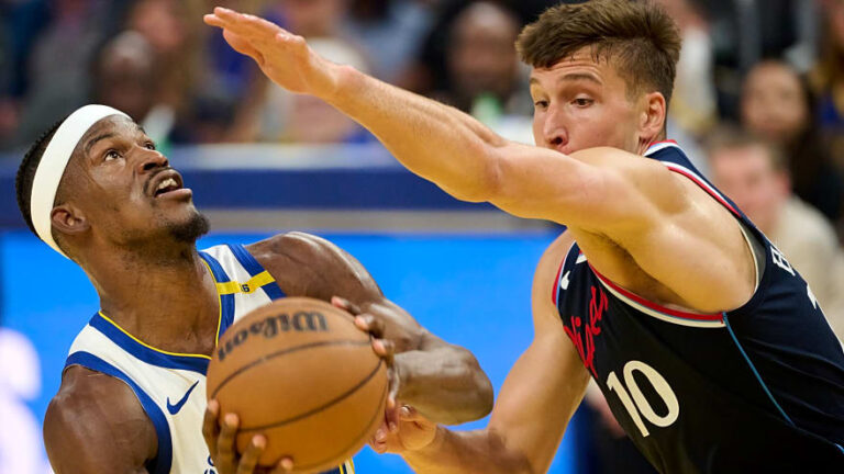 Serbia’s Bogdan Bogdanovic Injured in EuroBasket Game