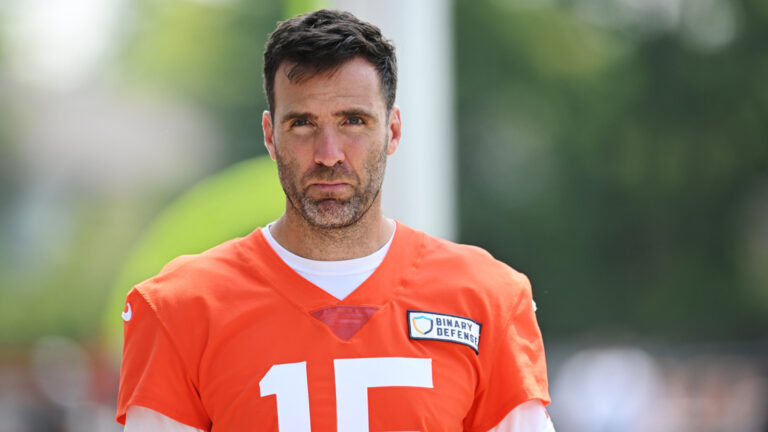 Cleveland Browns’ Joe Flacco Earns Starting QB Spot Despite Injury Setbacks
