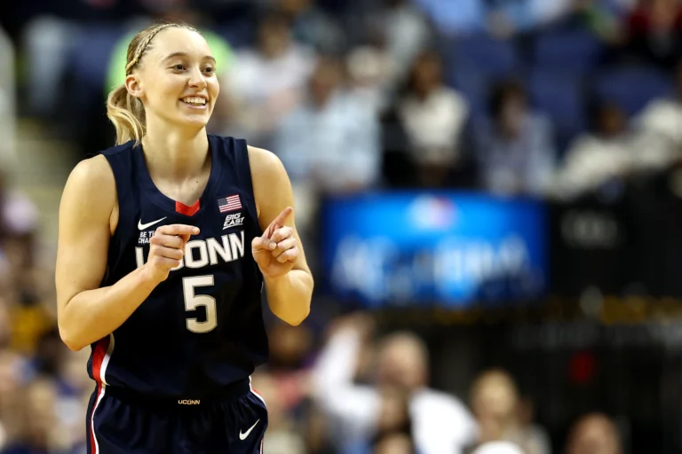 Paige Bueckers Lights Up the Court with Record-Breaking Performance for Dallas Wings