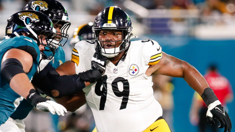 Pittsburgh Steelers Defensive Lineman Derrick Harmon Suffers Knee Injury During Preseason Game