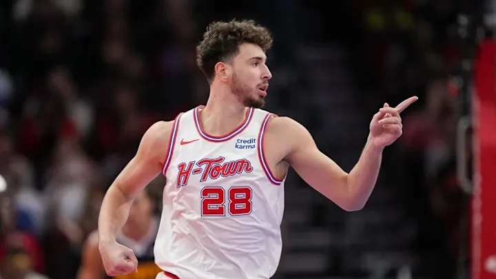 Rockets’ Alperen Sengun: Rising Star Dubbed a Top 5 Big in the NBA