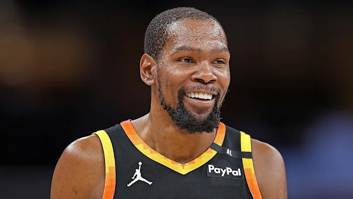 Kevin Durant Thrives in New Role with Young Rockets Squad