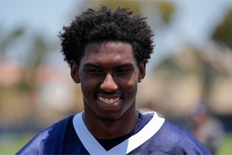 Dallas Cowboys Secure DaRon Bland with Massive Contract Post-Micah Parsons Trade