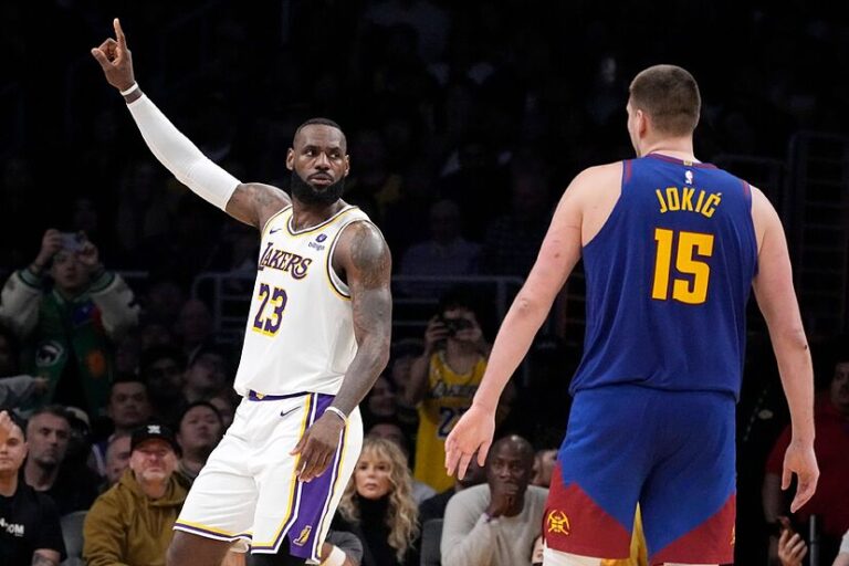 Should the Denver Nuggets Sign Kevin Love After Potential Buyout?