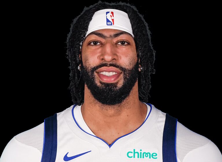 Breaking News: Anthony Davis Faces Potential Delay in 2025-26 Season Start Due to Injury Recovery