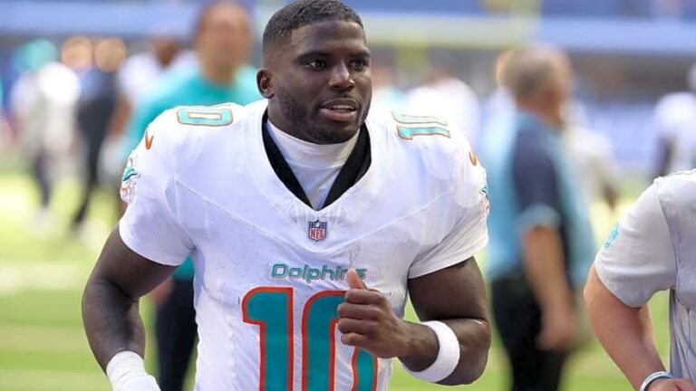 Denver Broncos Should Steer Clear of Tyreek Hill Trade with Dolphins