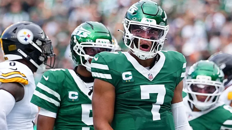 Top 6 New NFL QB-WR Combos to Watch in 2025 Top 6 New NFL QB-WR Combos to Watch in 2025