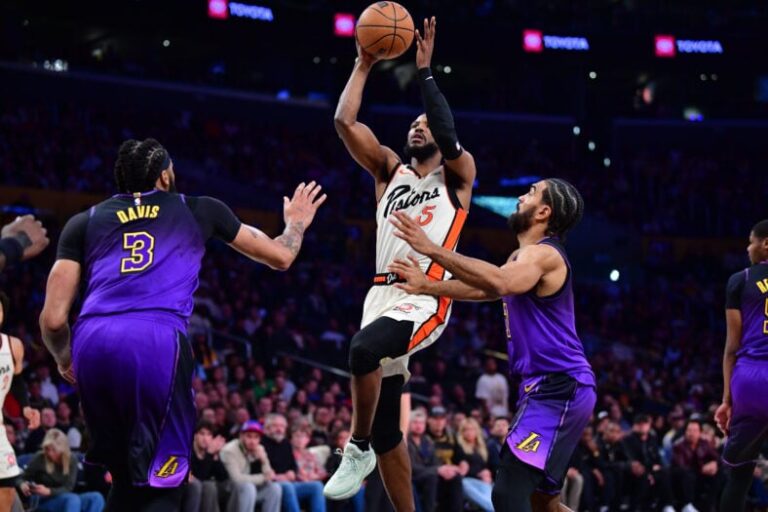 Los Angeles Lakers Rumored to Part Ways with Maxi Kleber Before 2025-26 Trade Deadline