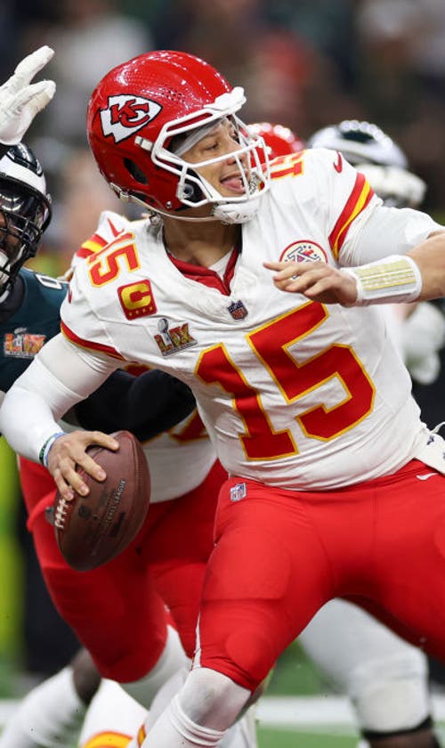 Chiefs Seek Redemption Against Eagles in Week 2 Showdown