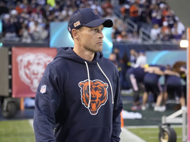 Chicago Bears’ Ben Johnson Debut Spoiled by Minnesota Vikings in ‘MNF’ Thriller