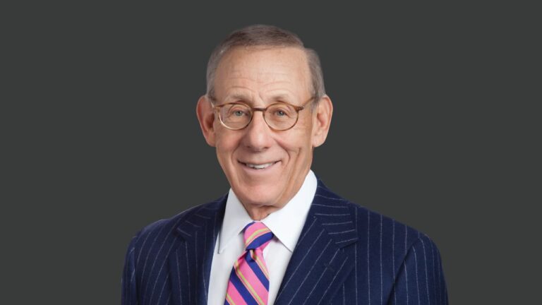 Dolphins Owner Stephen Ross Stands by Coach Mike McDaniel Amid Challenges