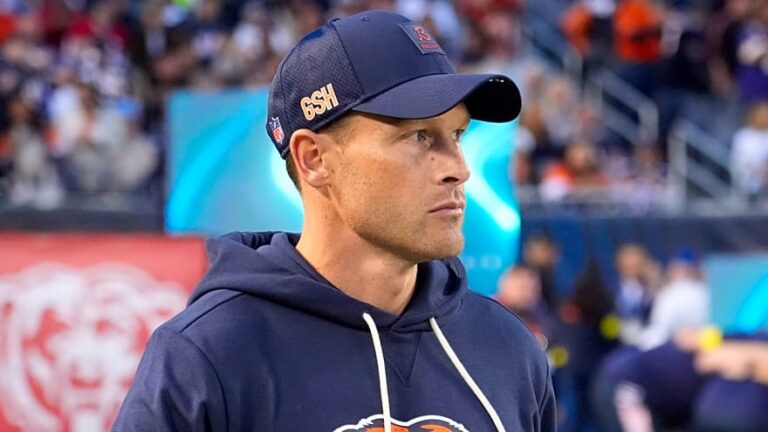 Peyton Manning’s Critique of Ben Johnson’s Costly Mistake in Bears Debut