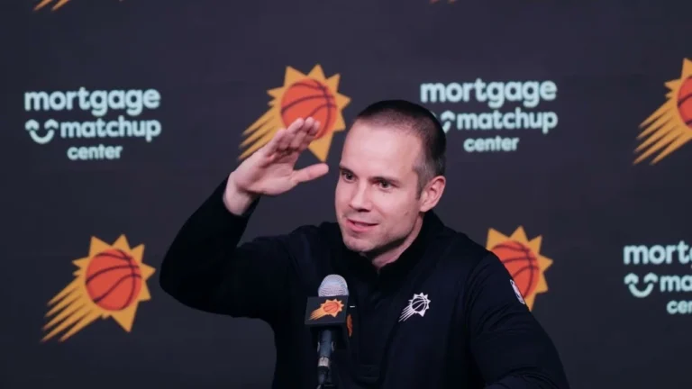 Phoenix Suns Postgame Media Availability: Head Coach Jordan Ott 10-14-25 vs. Los Angeles Lakers