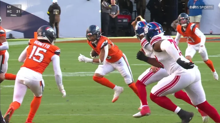 Critical INT! Broncos’ defense comes down with big turnover late in game