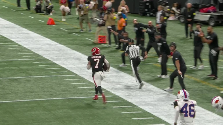 To Infinity and Bijan! 81-yard TD brings down the house in ATL