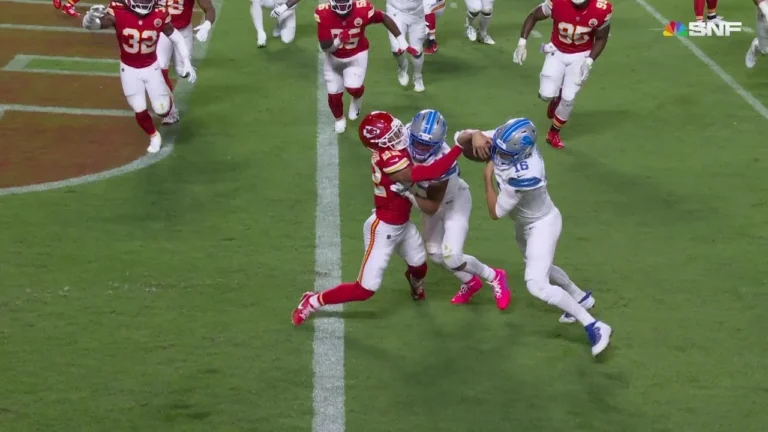 Detroit’s clever TD play gets called back