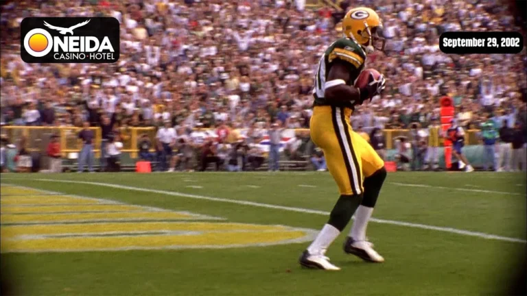 Memorable Moments: Bubba Franks touchdown pass leads Packers over Panthers in 2002