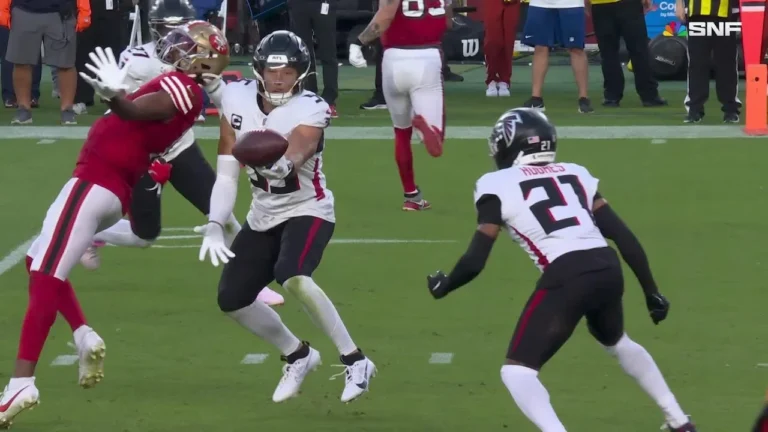 Falcons’ INT! Elliss snags turnover for ATL