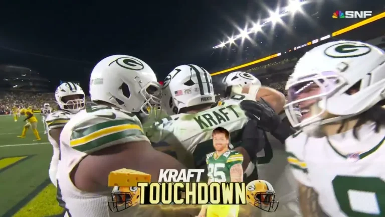 Tucker Kraft celebrates National TE Day with another TD