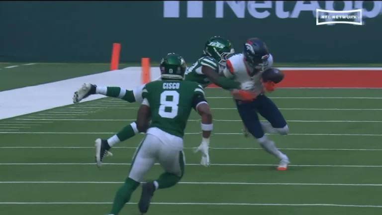 Jets Force Their First Turnover of the Season!