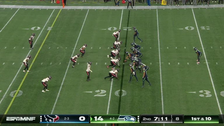 Cooper Kupp picked off by Clalen Bullock on the trick play