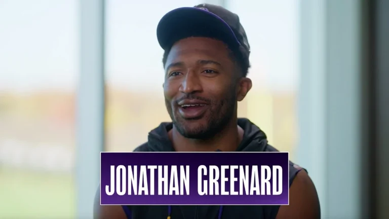 Jonathan Greenard Talks Focus on Improving, Challenges of Lions Offense, First Season as a Captain