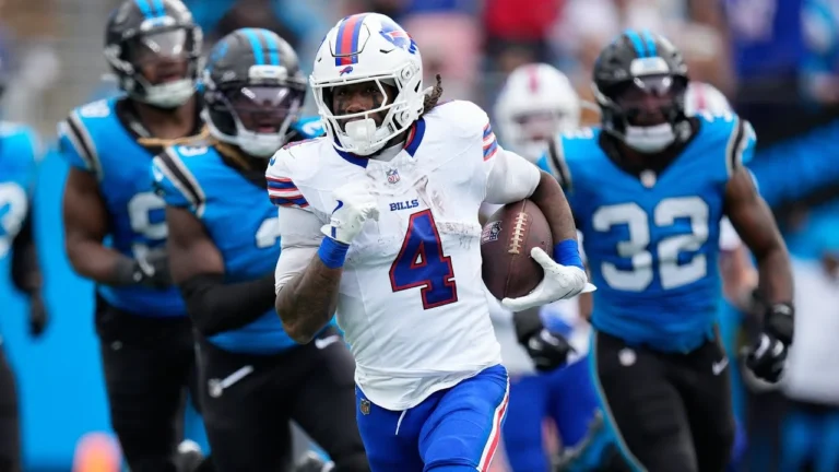James Cook’s best runs from 216-yard, 2-TD game vs. Panthers Week 8