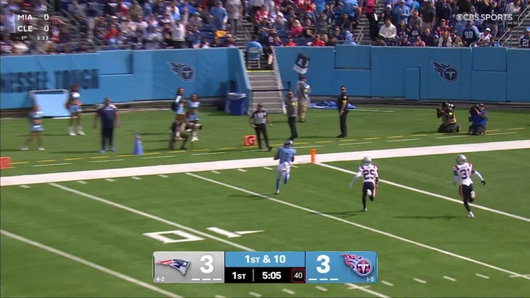 Cam Ward goes DEEP to Chimere Dike for the Touchdown