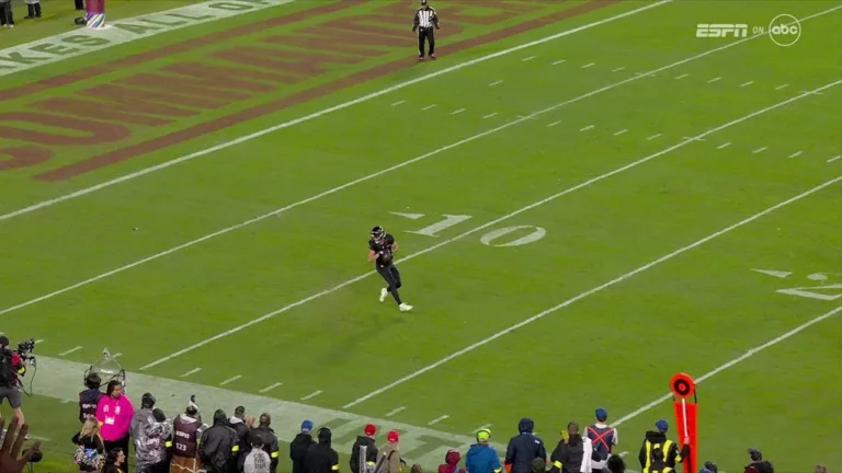 Can a WR get more open than this? Daniels to McCaffrey TD