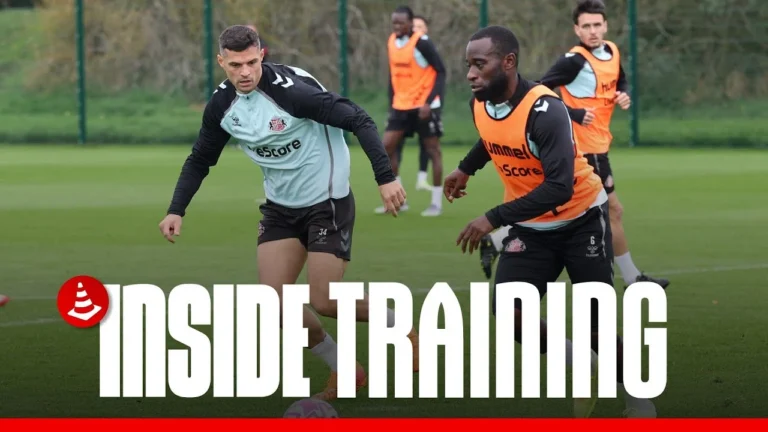 Lads Prepare For Chelsea Away Inside Training