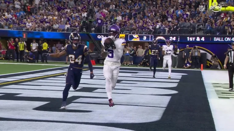 Wentz looks for Addison on Vikings’ TD